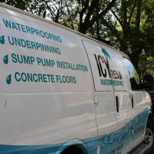 icyreno contractors van